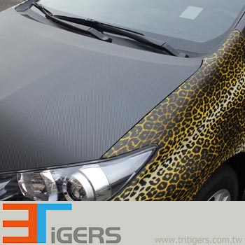 schwarz-gelbe Leoparden Fahrzeugvollverklebungen