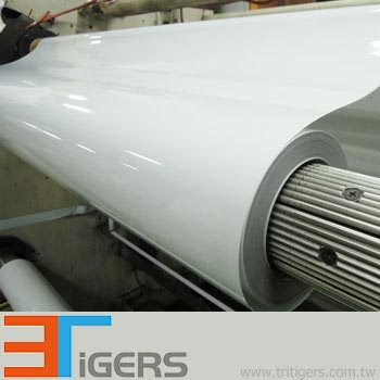 UV type glossy cold laminating film for graphics protection